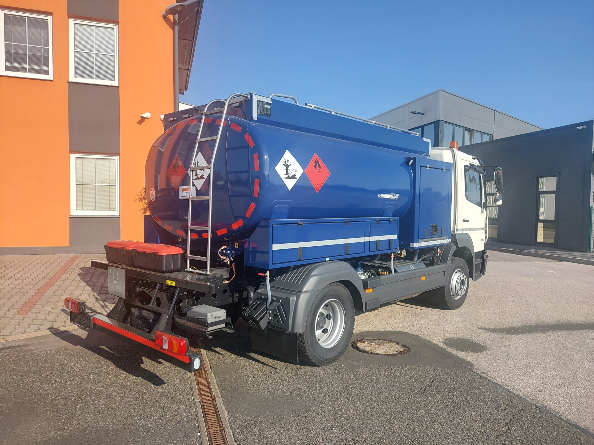 Cisternové nástavby na PHM CN 3-8 - Obrázek 5