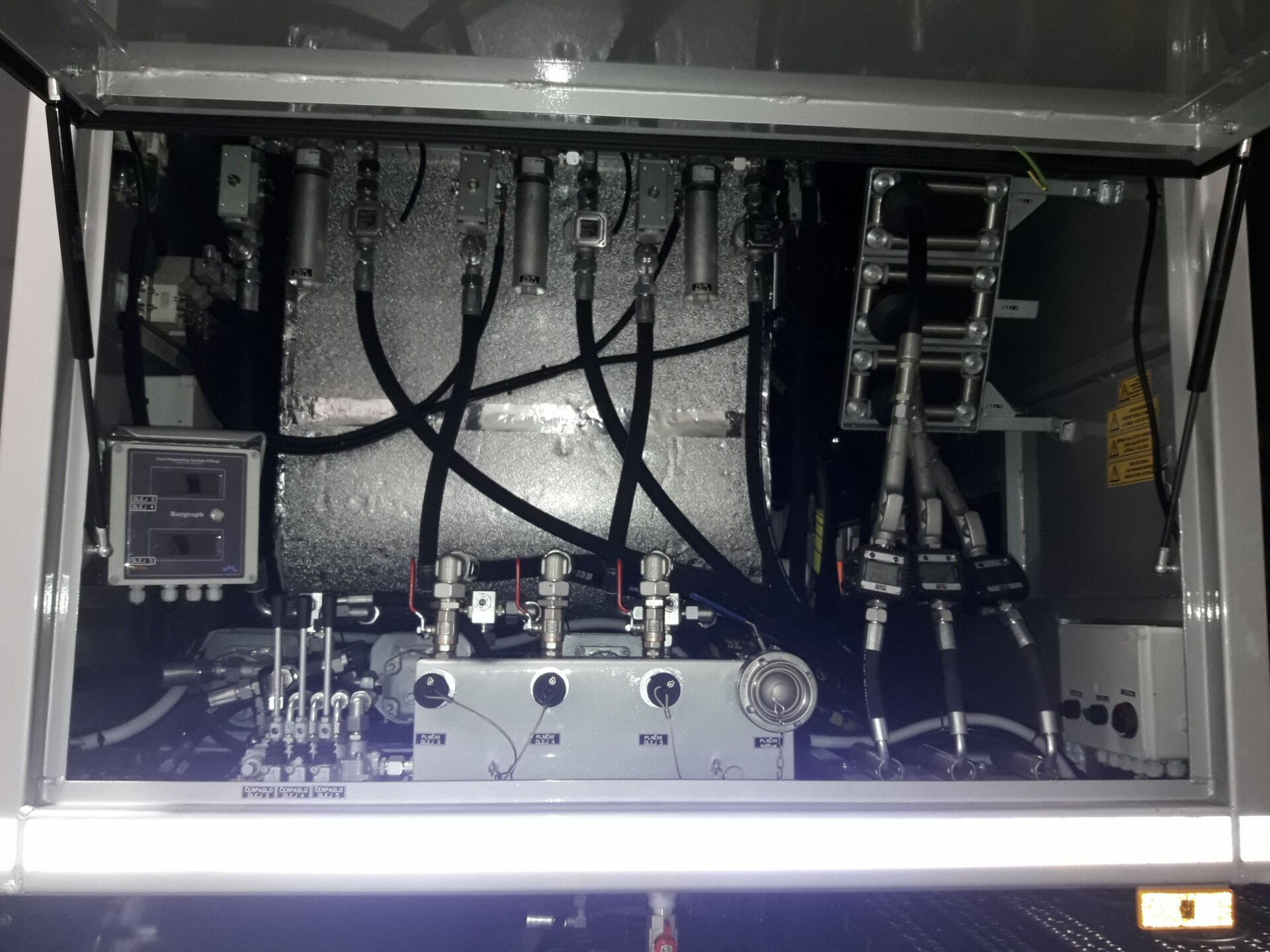 Tank Modules – Diesel, Oils and AdBlue CSN 6 to CSN 12 - Image 9