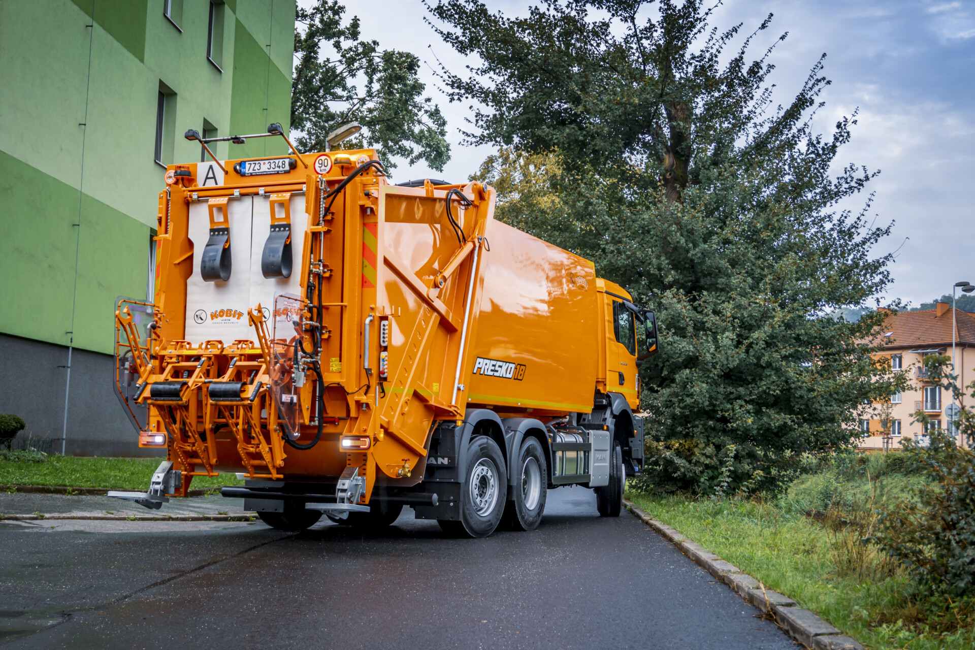 Municipal Solid Waste Collection Superstructure PRESKO 18–22 - Image 5