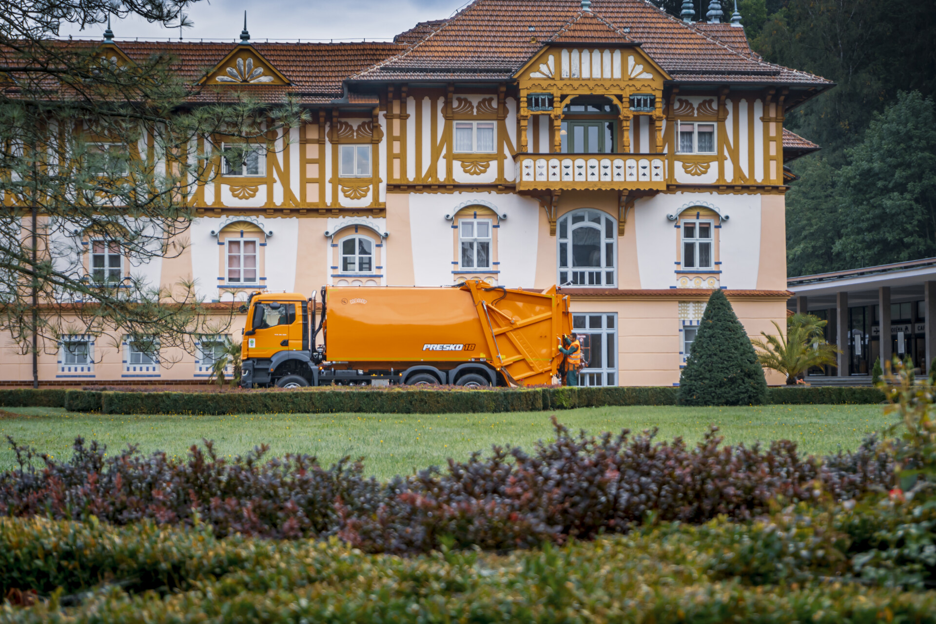 Municipal Solid Waste Collection Superstructure PRESKO 18–22 - Image 7