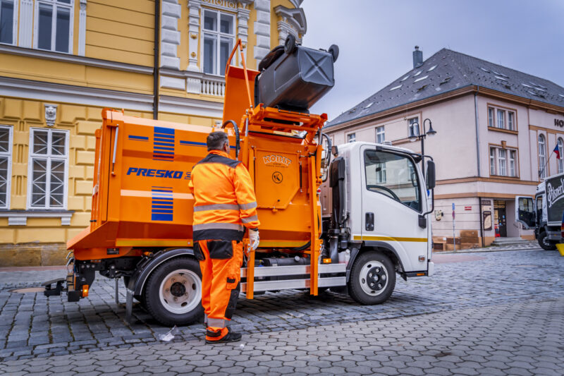 Municipal Solid Waste Collection Superstructure PRESKO 2–4