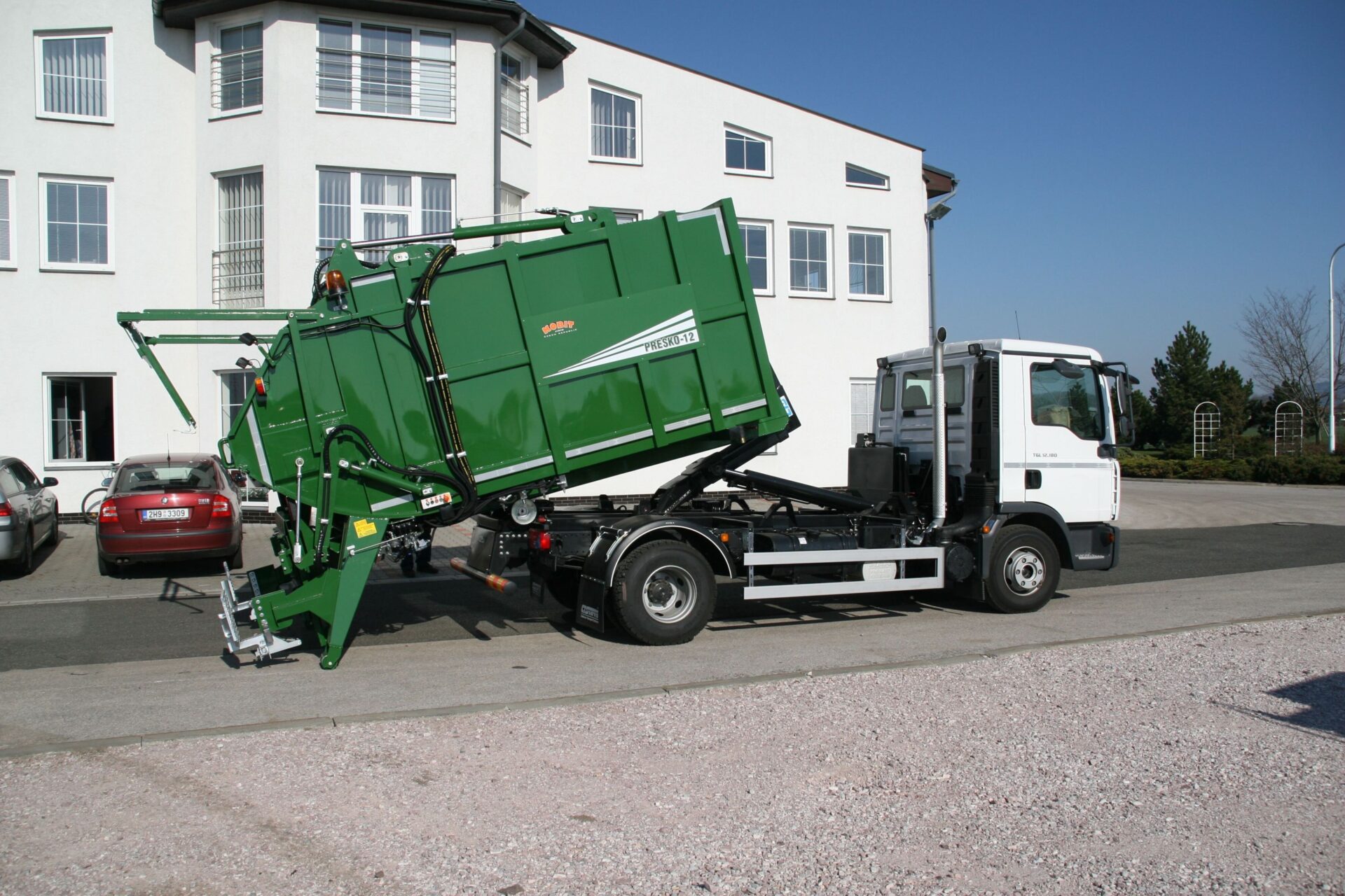 Municipal Solid Waste Collection Superstructure PRESKO – PRESS 6–14 - Image 8