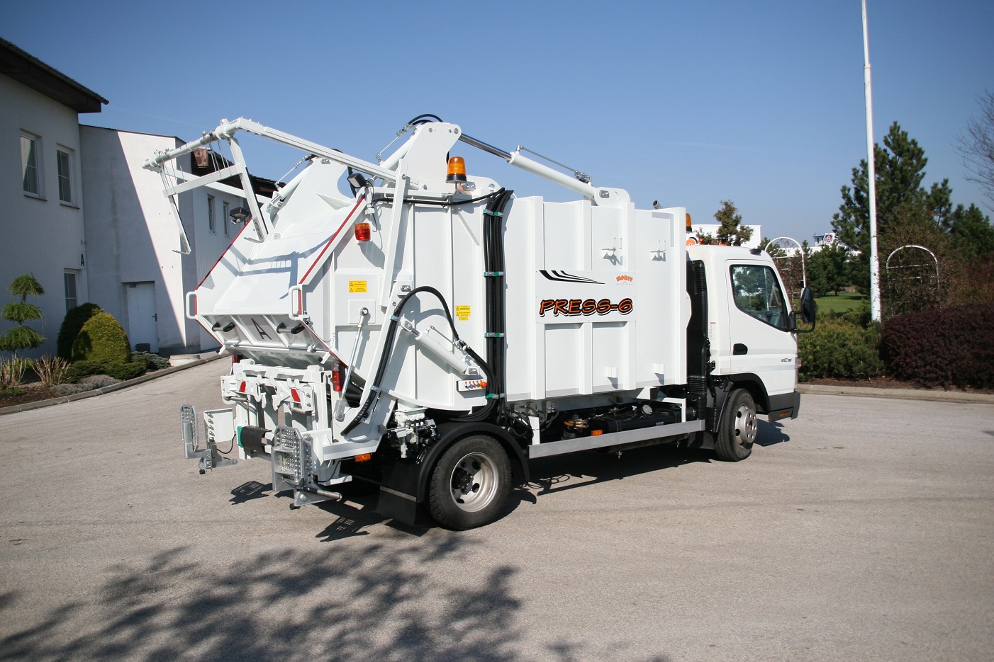 Municipal Solid Waste Collection Superstructure PRESKO – PRESS 6–14 - Image 4
