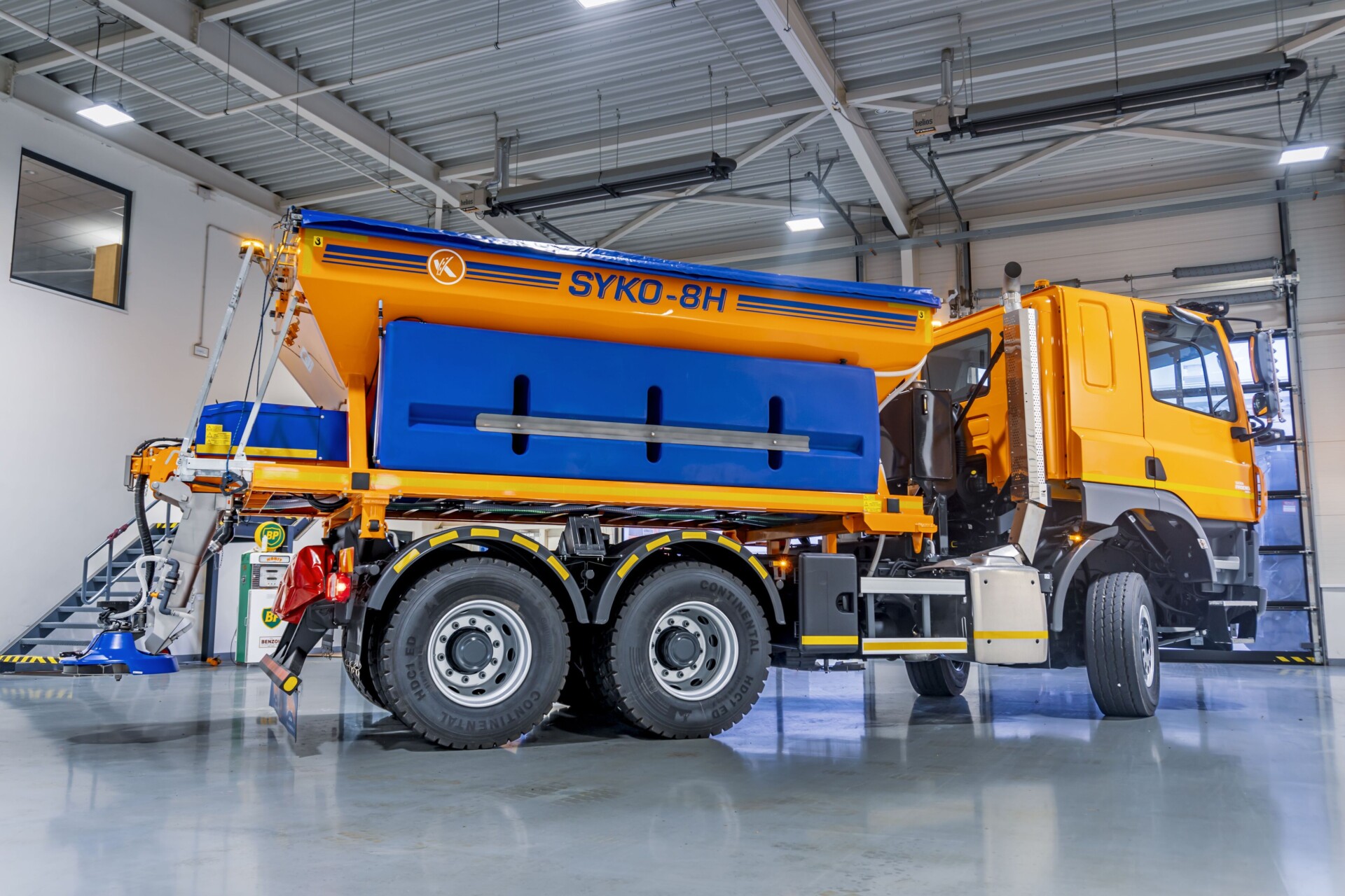 Spreader for Chemical and Inert Materials SYKO 7–8 - Image 10