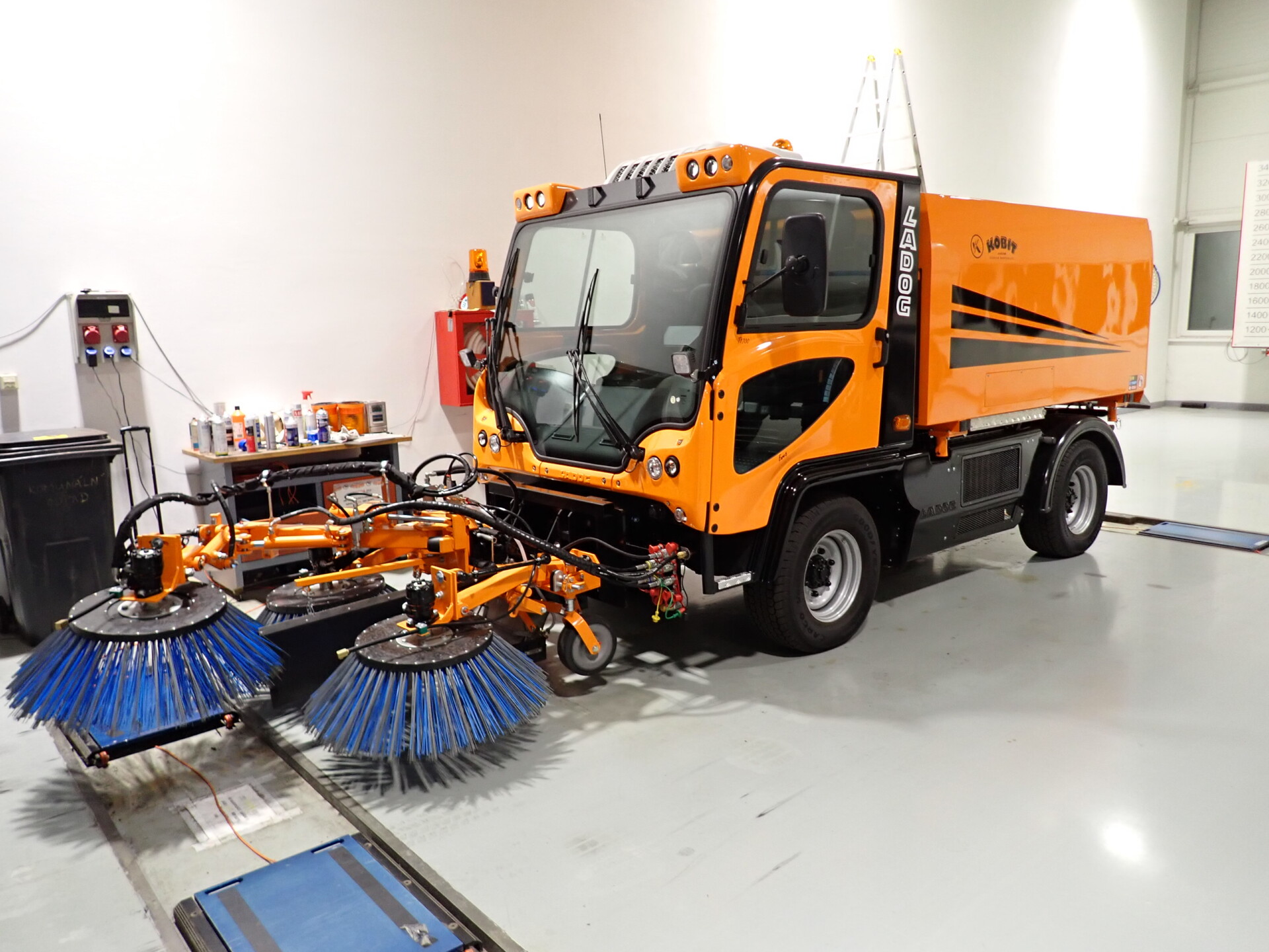 Self-Propelled Sweeper K 3 LADOG