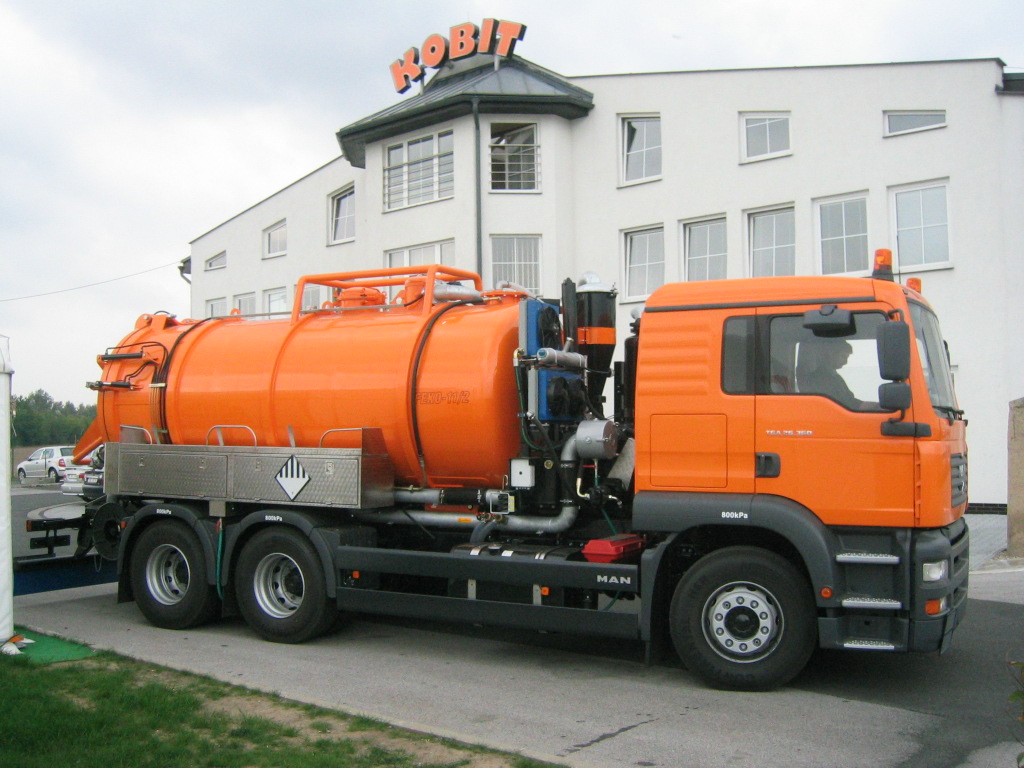 Vacuum and Combination Tank Superstructures FEKO 13–16 - Image 25