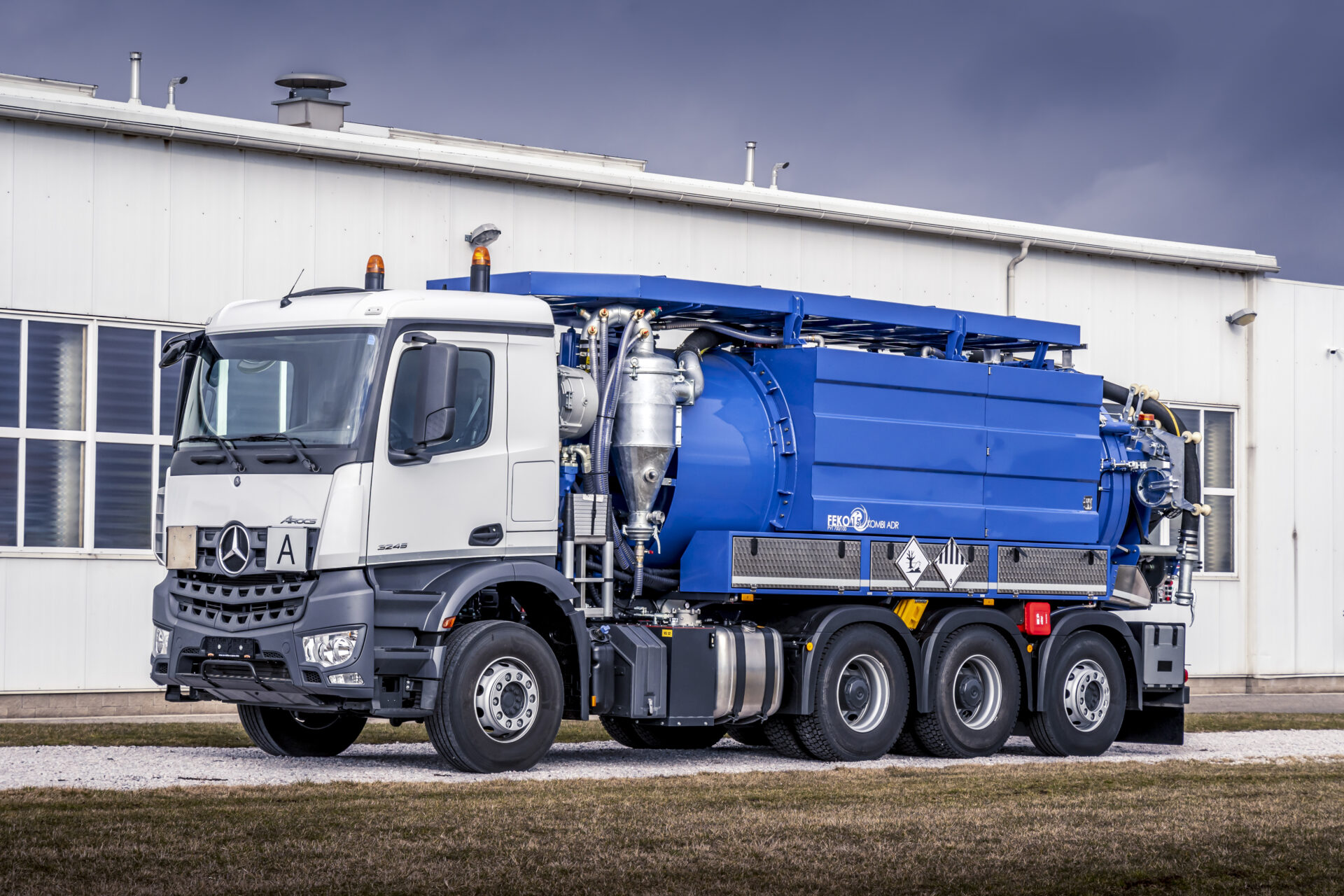 Vacuum and Combination Tank Superstructures FEKO 13–16 - Image 22
