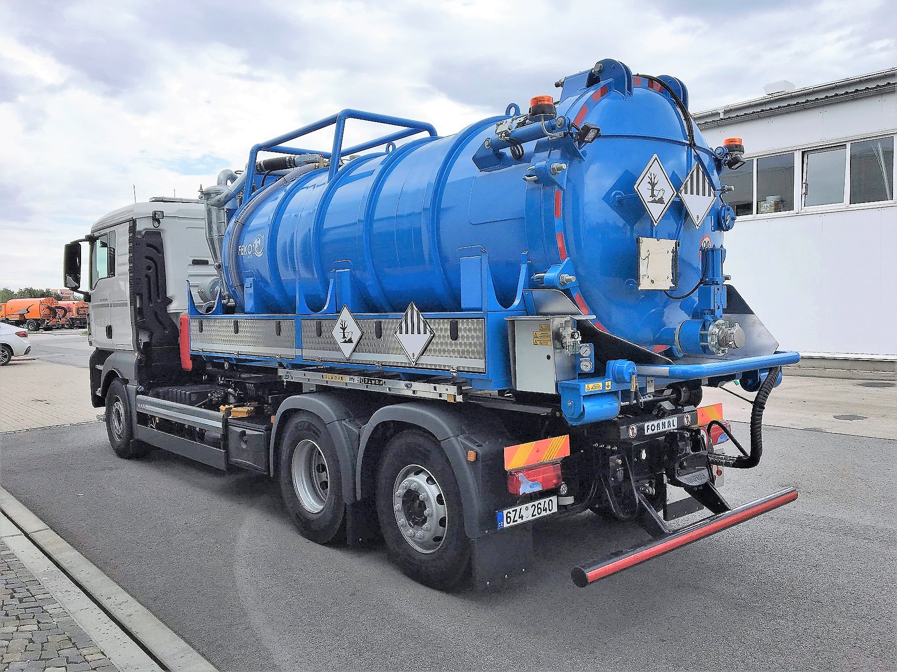 Vacuum and Combination Tank Superstructures FEKO 8–12 - Image 18