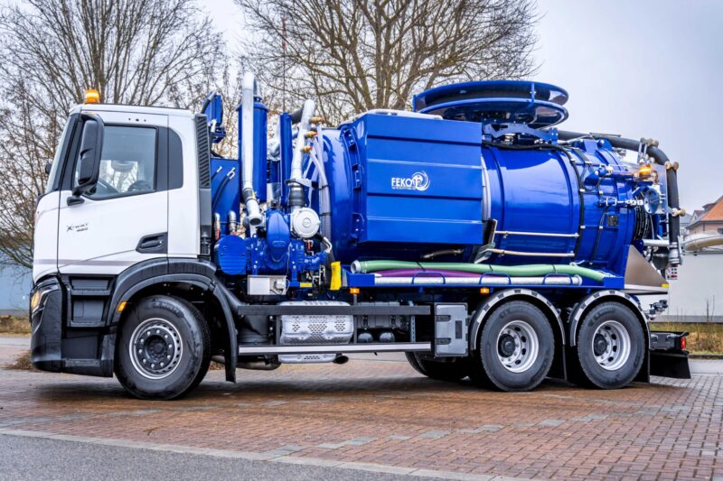 Vacuum and Combination Tank Superstructures FEKO 8–12