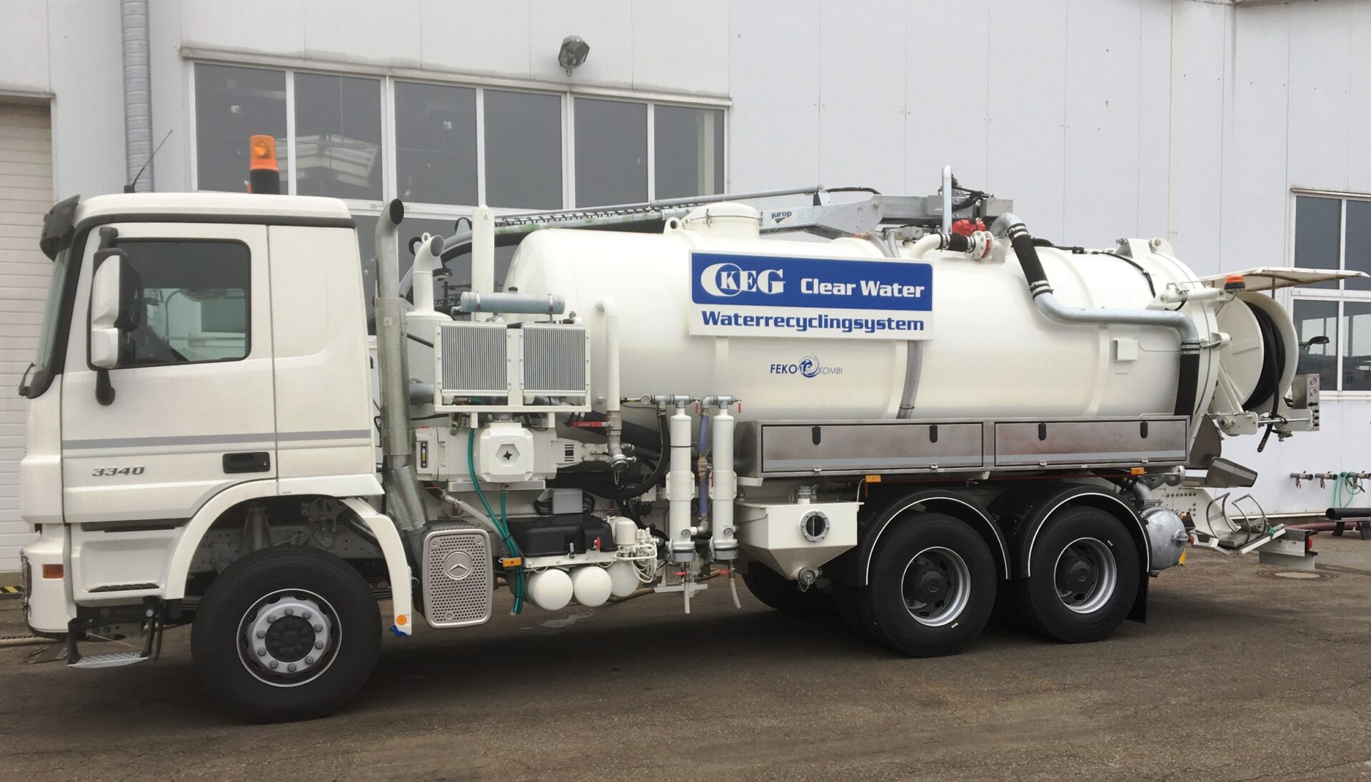 Vacuum and Combination Tank Superstructures FEKO 13–16 - Image 16