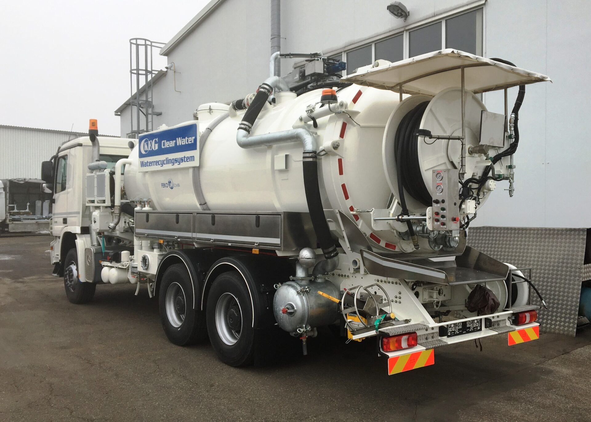 Vacuum and Combination Tank Superstructures FEKO 13–16 - Image 17