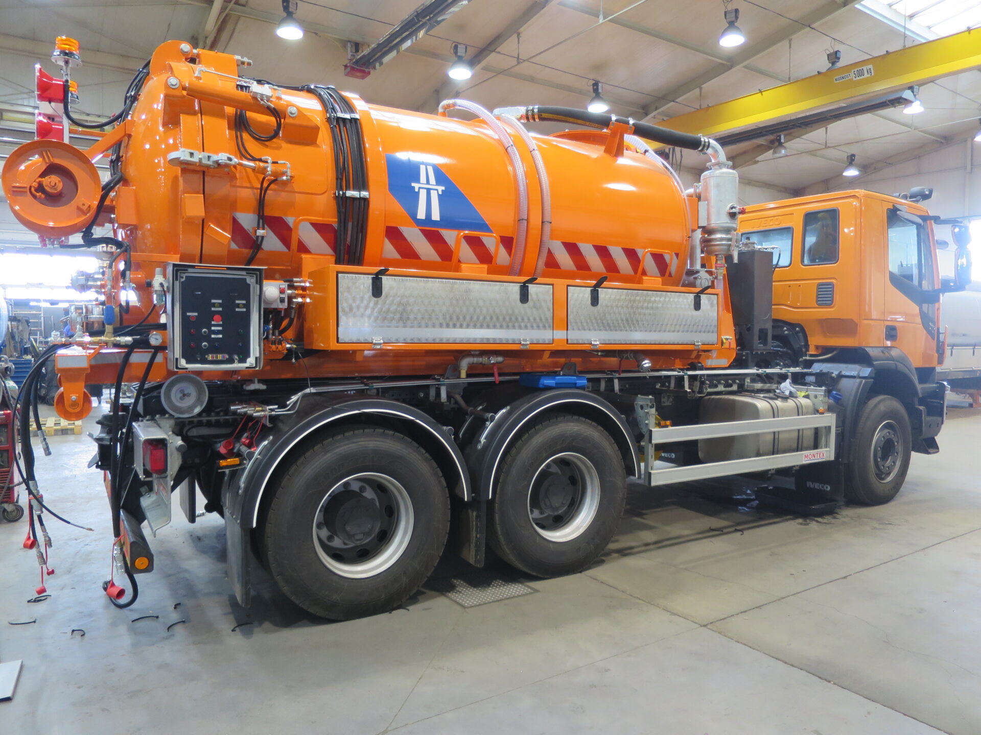 Vacuum and Combination Tank Superstructures FEKO 8–12 - Image 32